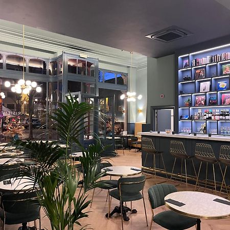 Hotel Le Parisien Остенде Екстериор снимка